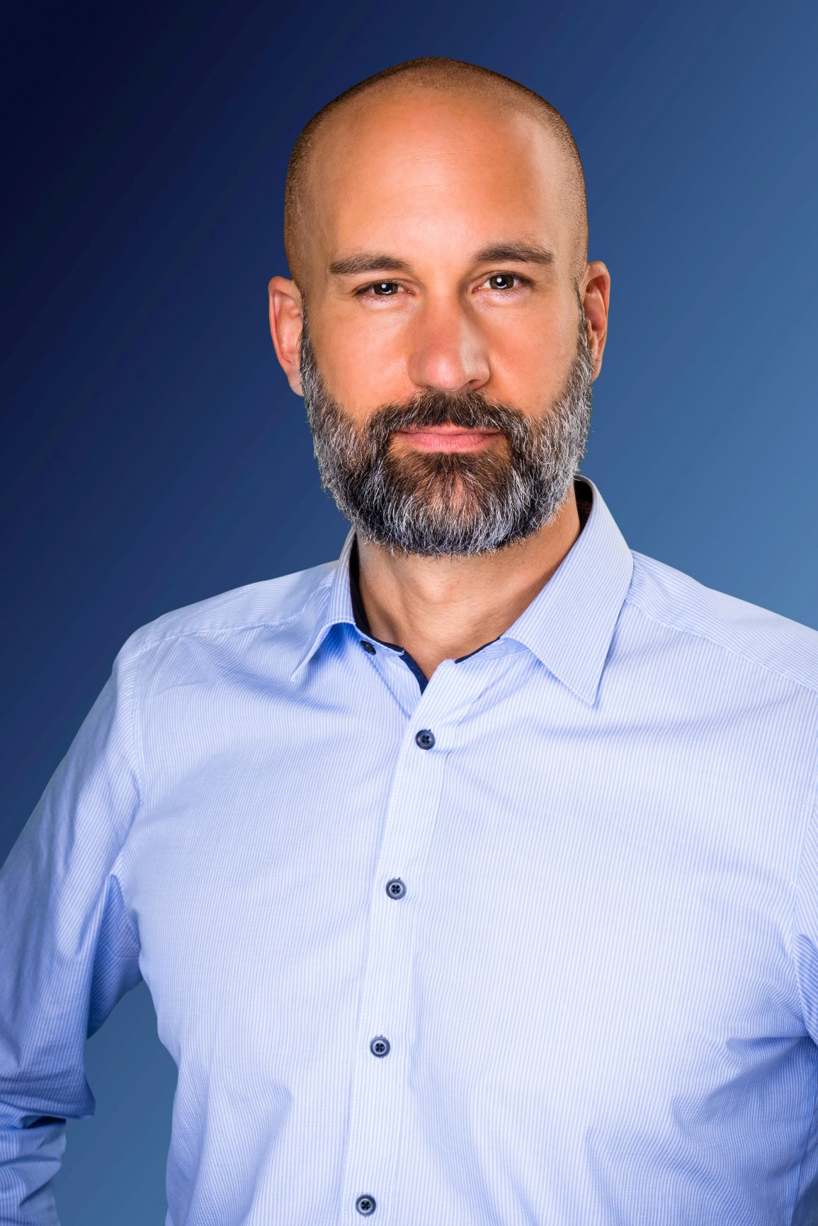 Marco S Maffei, lic. oec. HSG, founder | CEO, powernavi ecosystems of trust